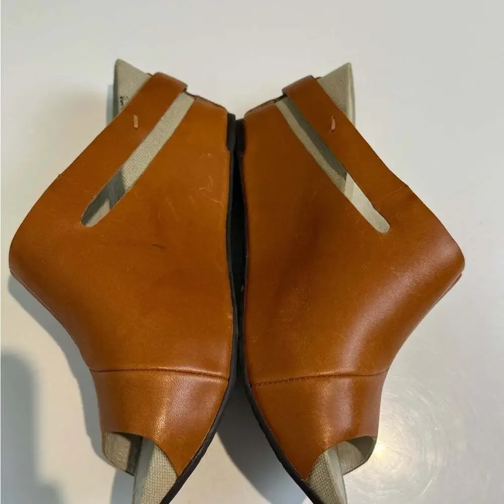 Tsubo Open Toe Brown Leather Wedge Sandals Slip On Slide Women’s Size: 6